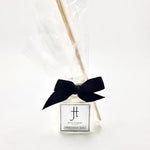 Load image into Gallery viewer, PARK LANE MINI 50ml LIMITED EDITION - LUXURY REED DIFFUSER

