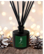 Load image into Gallery viewer, NOËL - XMAS LIMITED EDITION -  200ml LUXURY REED DIFFUSER
