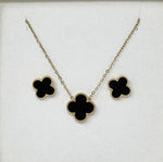 Load image into Gallery viewer, Beejal - 18K Gold Plated Clover Bracelet With Black Onyx Detail
