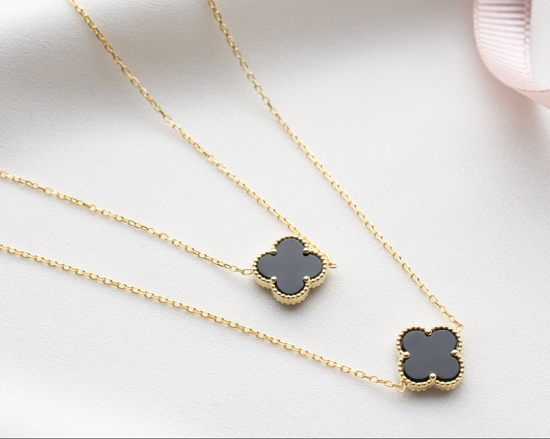 Bindya - 18k Gold Plated Clover Necklace With Black Onyx Detail