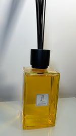 Load image into Gallery viewer, LIMITED EDITION KENSINGTON INTENSE EXTRA LARGE XL LUXURY REED DIFFUSER 2200ml
