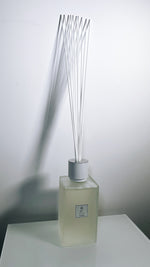 Load image into Gallery viewer, LIMITED EDITION CHELSEA INTENSE EXTRA LARGE XL LUXURY REED DIFFUSER 2200ml
