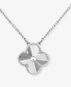 Yasmin - 18k White Gold Plated Clover Necklace