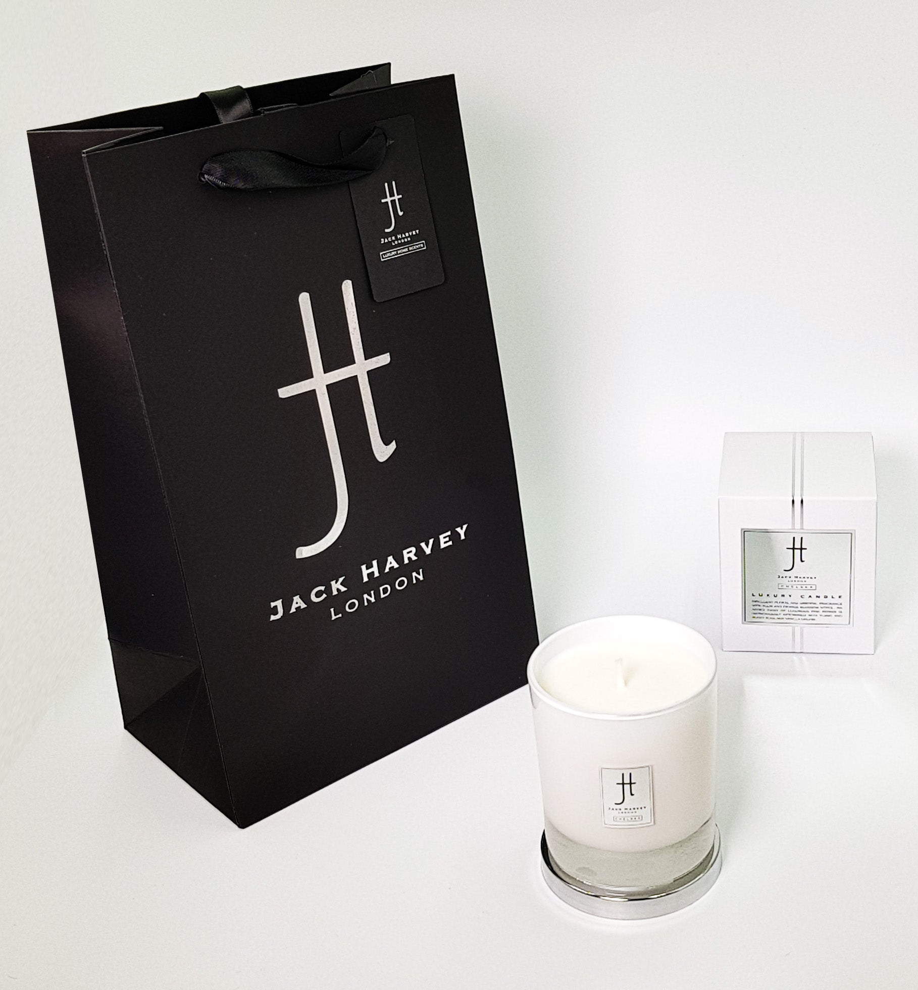 MAYFAIR - LUXURY SCENTED CANDLE 30cl
