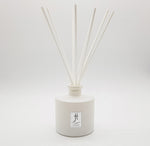 Load image into Gallery viewer, ROYAL OUD - LUXURY REED DIFFUSER 200ml
