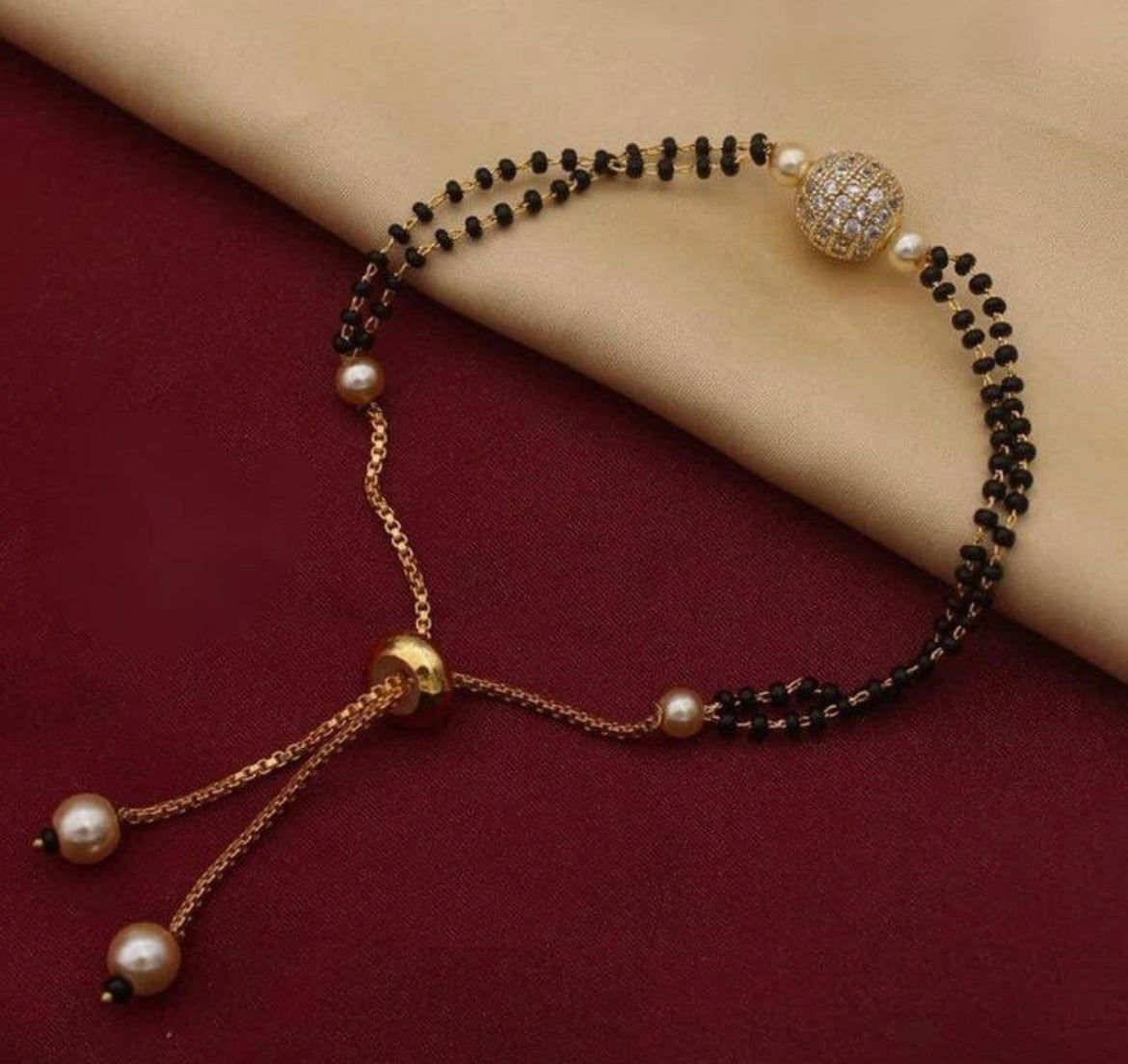 Navneet - Stunning Mangalsutra Fusion White Crystal Solitaire Ball Expander Bracelet