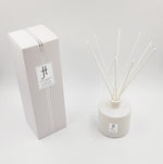 Load image into Gallery viewer, PRECIOUS OUD - LUXURY REED DIFFUSER 200ml
