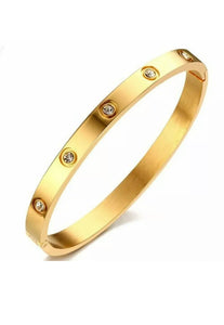 Pree - Gorgeous Swarovski Crystal Studded 18k Gold Plated Bangle