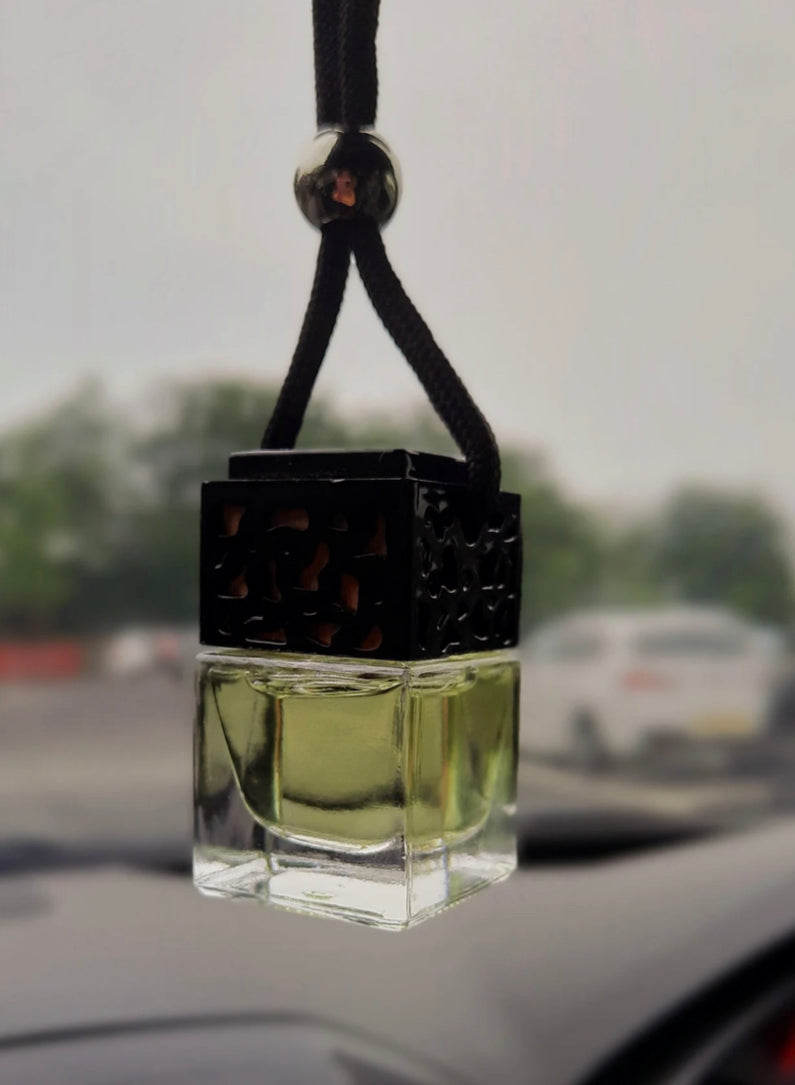 RESPLENDENT OUD BLACK DESIGNER CAR DIFFUSER 8ml BRAND NEW PRODUCT LIMITED EDITION